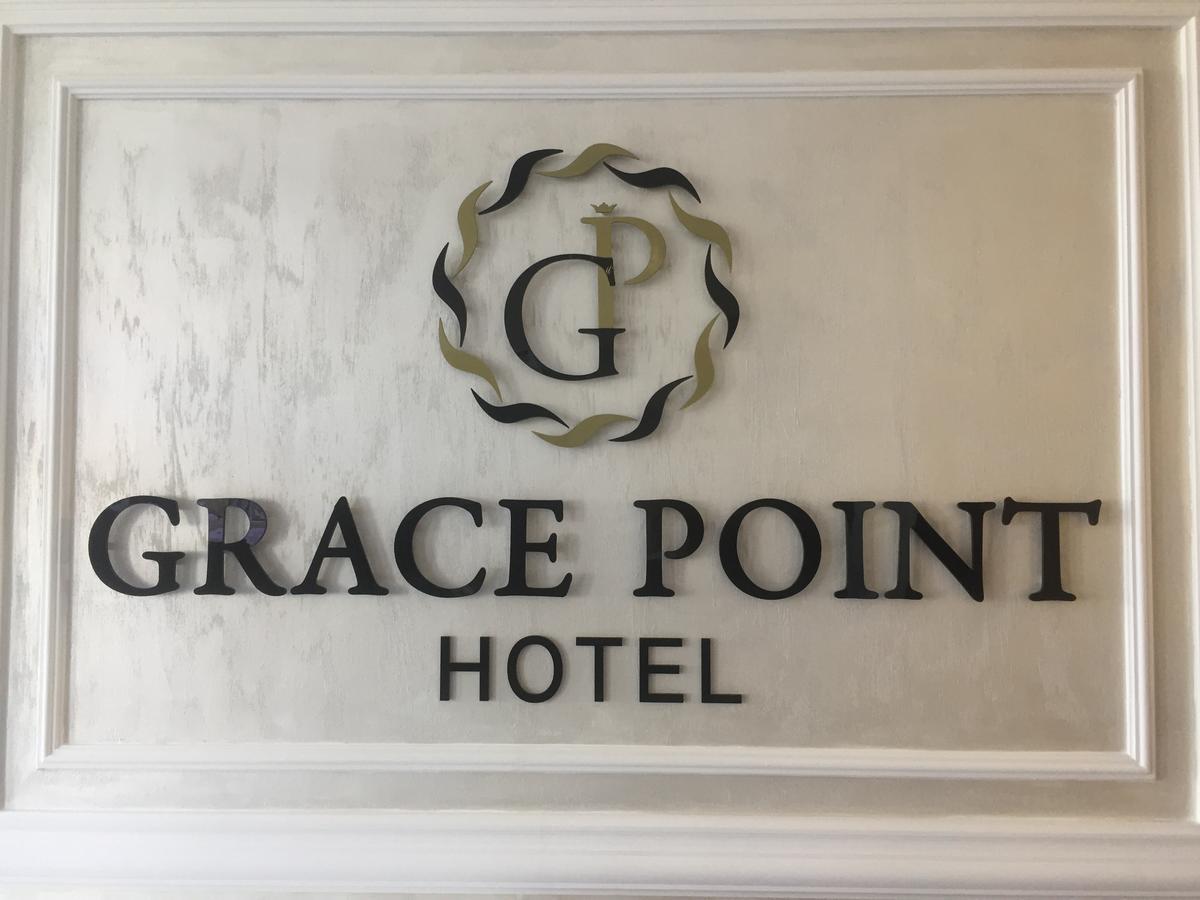 Grace Point Hotel Astana Exteriör bild
