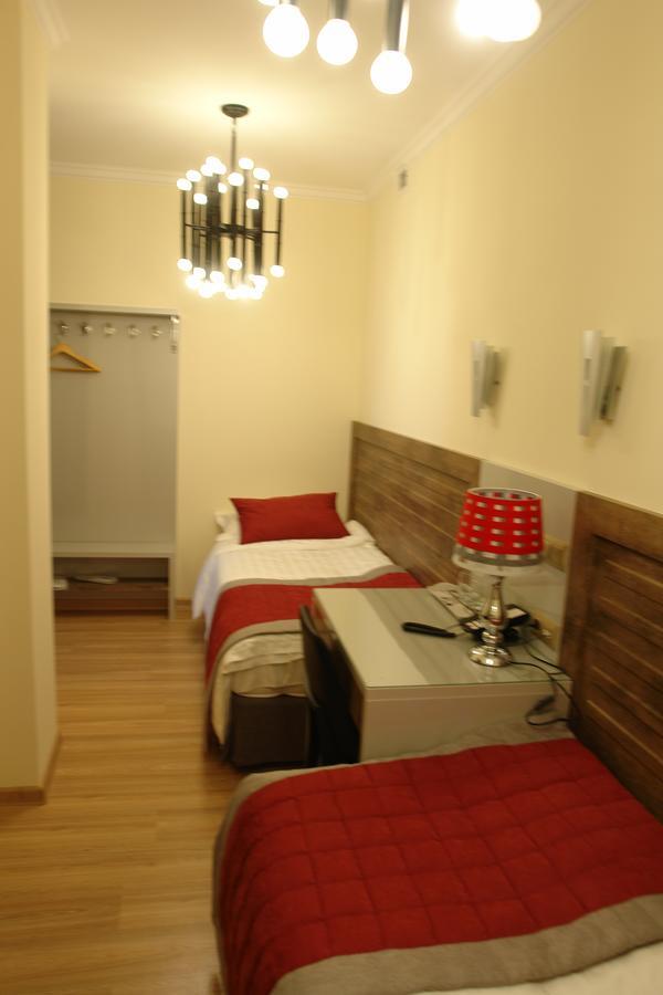 Grace Point Hotel Astana Exteriör bild